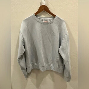 Champion women’s fleece lined sweat light blue size L